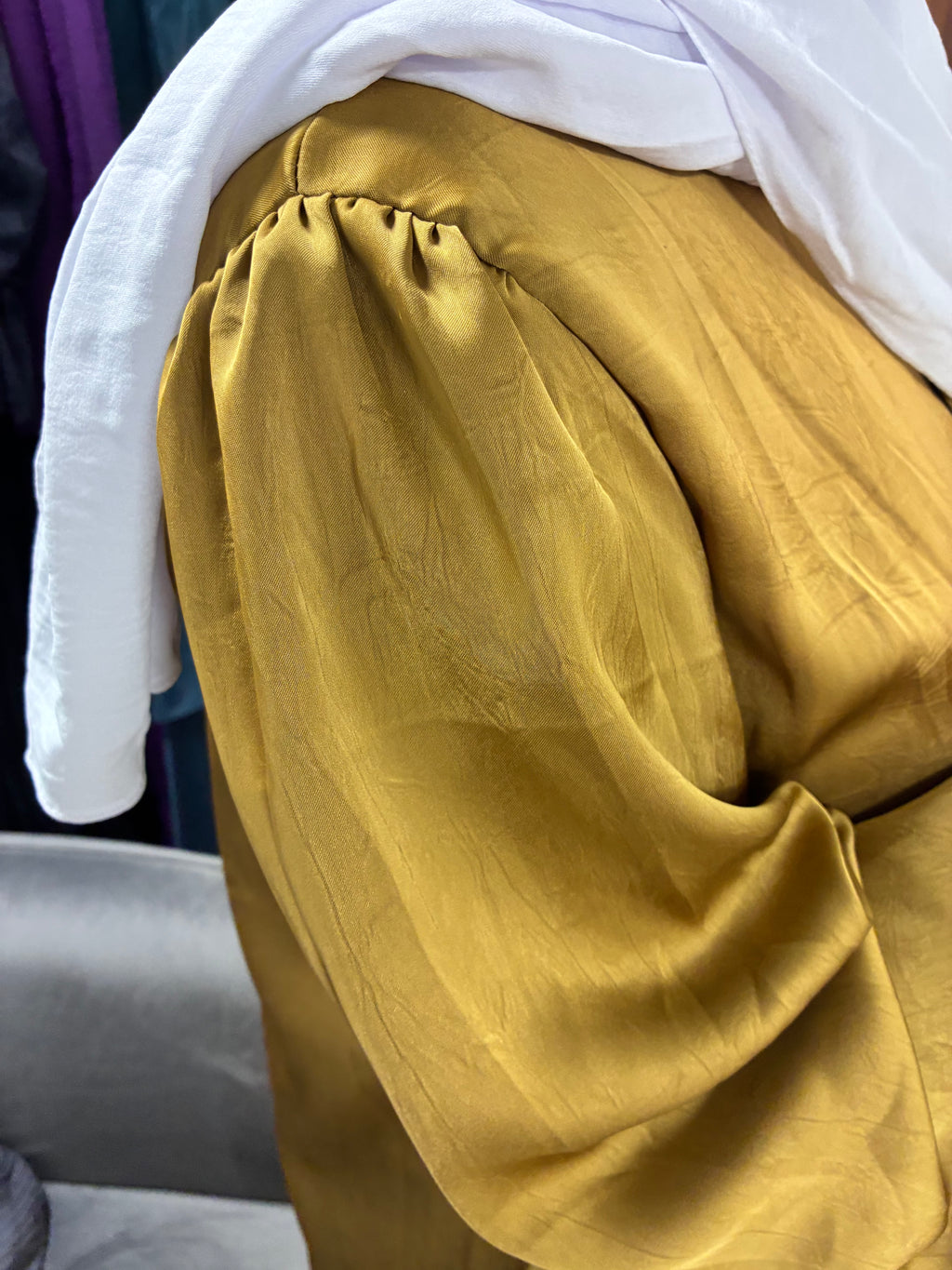 Abaya Izza